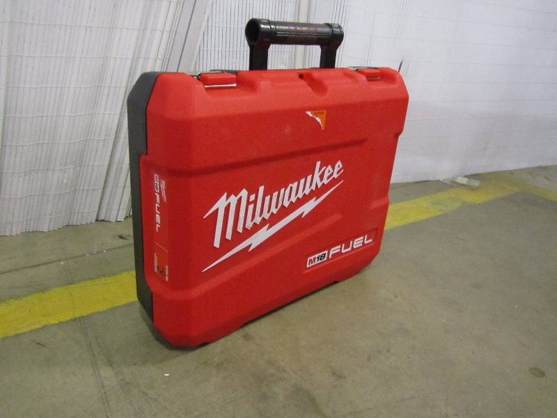 lot 26 image: Milwaukee M18 FUEL 18-Volt Lithium-Ion Brushless 12 in. Hammer DrillDriver