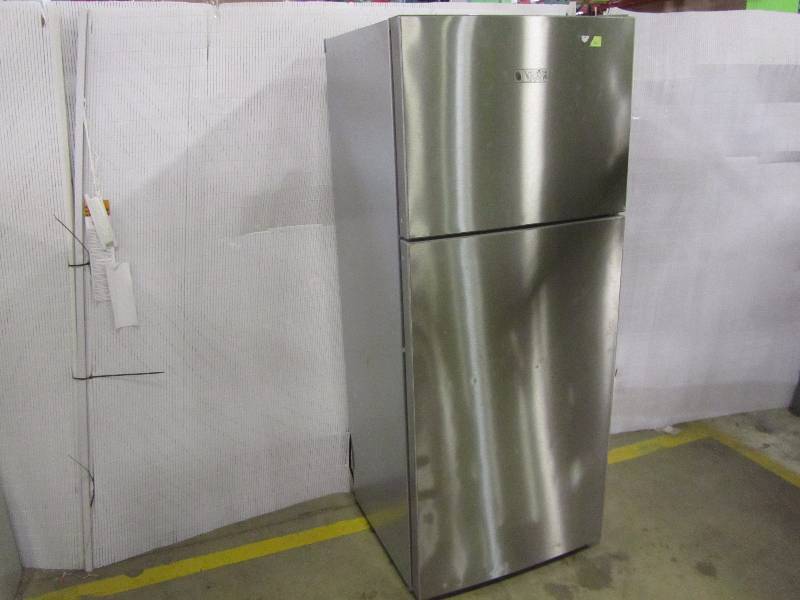 lot 30 image: summit Refrigerator Freezer