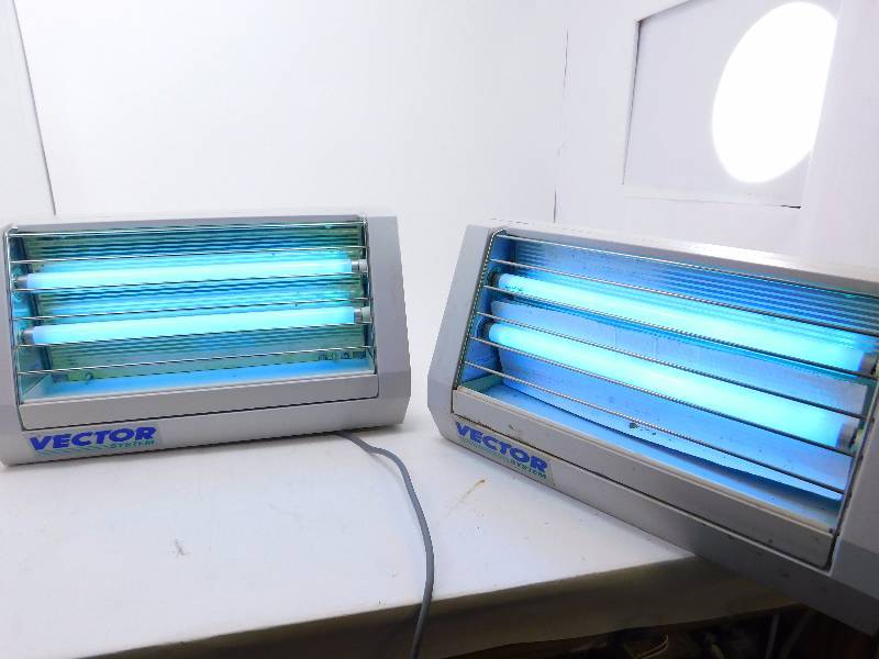 lot 37 image: (2) Micro-Gen Electronic Flytraps