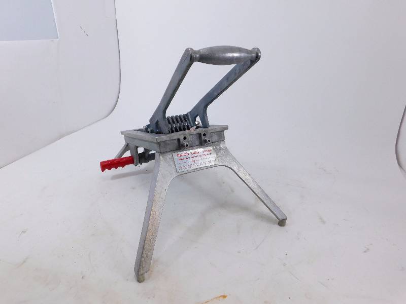 lot 45 image: Onion King Slicer