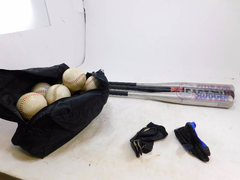 lot 72 image: Lot of Softball & Baseball Equipment