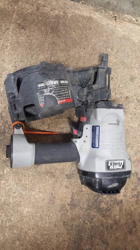 lot 14 image: Pneu tools CN75 15° Wire & Plastic Framing Coil Nailer used good working condition tool
