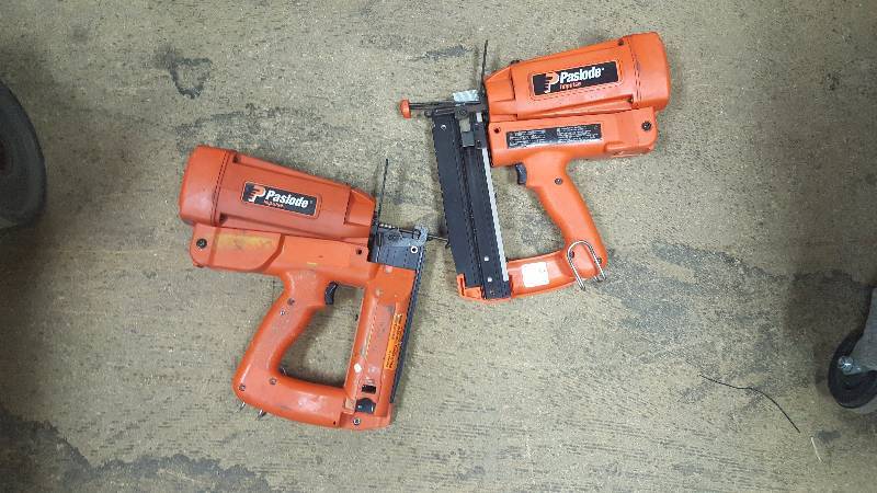 lot 78 image: Paslode IM250II Cordless 16 Gauge Straight Finish Nailer Nail Gun No. 900400 total of 2 for parts or not working repair tool