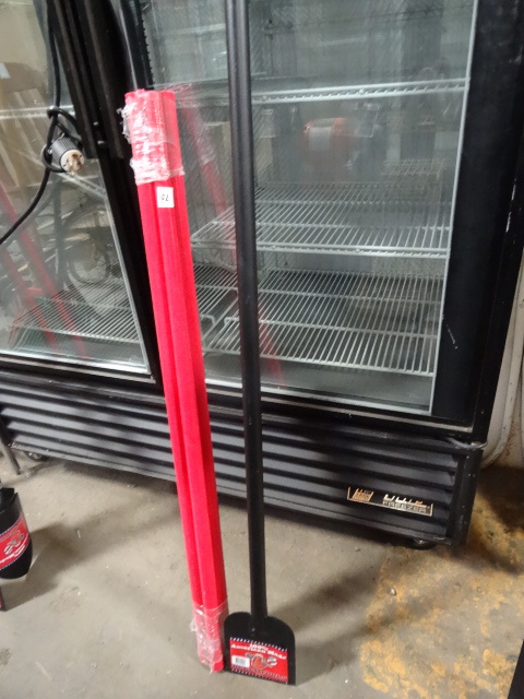 lot 102 image: Bully Tools Fiber Glass Handles Qty 4,