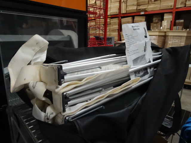 lot 138 image: Presto Pop Up. Used For Background Screens,