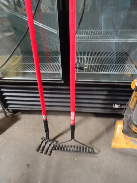 lot 215 image: Bully Tools Garden Rake & Garden Cultivator