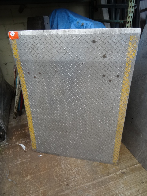 lot 16 image: 36 X 48 Aluminum Dock Plate
