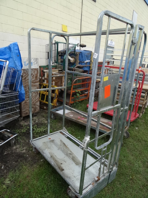 lot 27 image: 1500 Lb. Capacity 3 Sided Cart  All Metal.