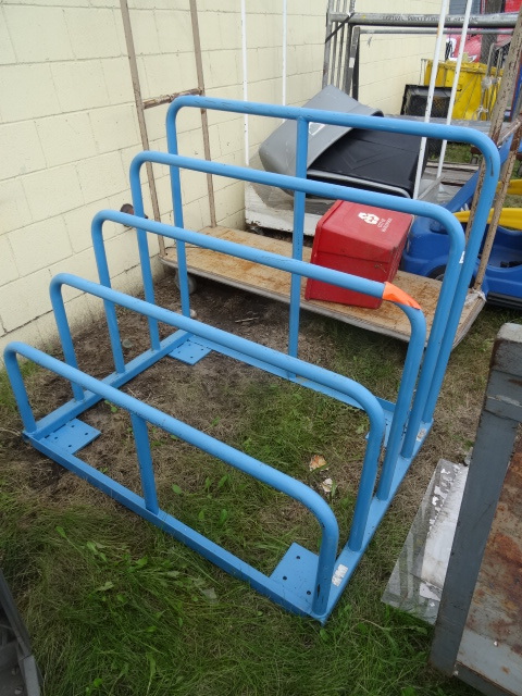 lot 34 image: Metal 4 Section Panel Cart Attachment