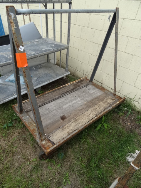 lot 42 image: 2 Sided Metal Framed Panel Cart