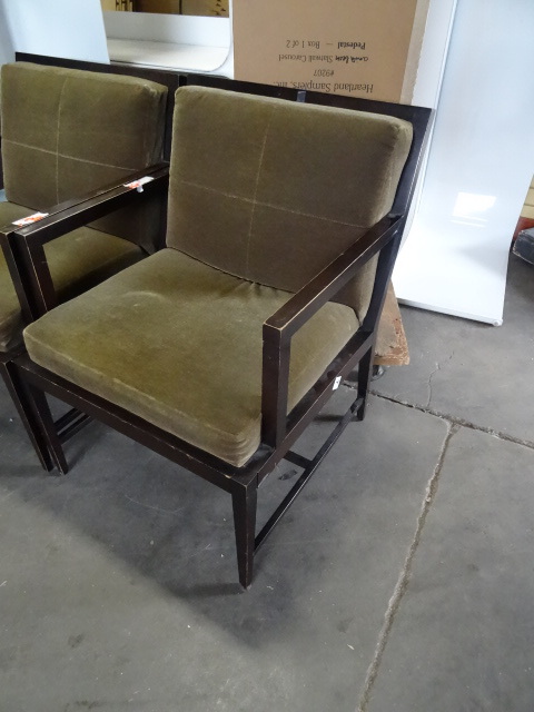 lot 9 image: 2 Matching Wood Framed Side Chairs
