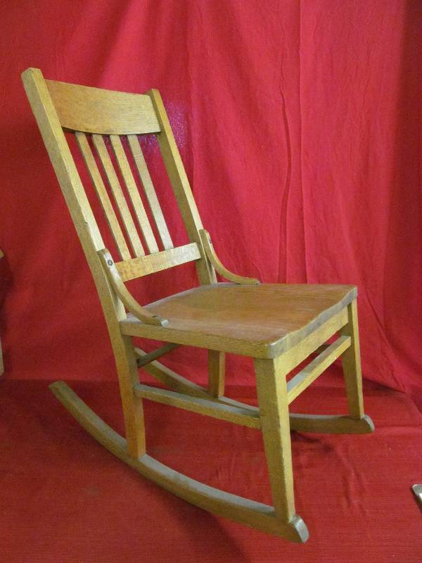 lot 21 image: vintage rocker