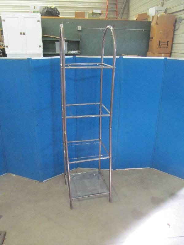 lot 160 image: metal shelf