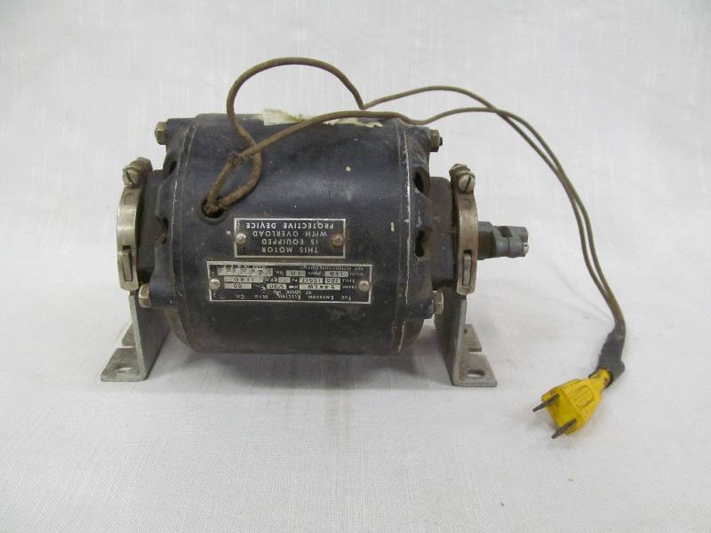 lot 111 image: electric motor