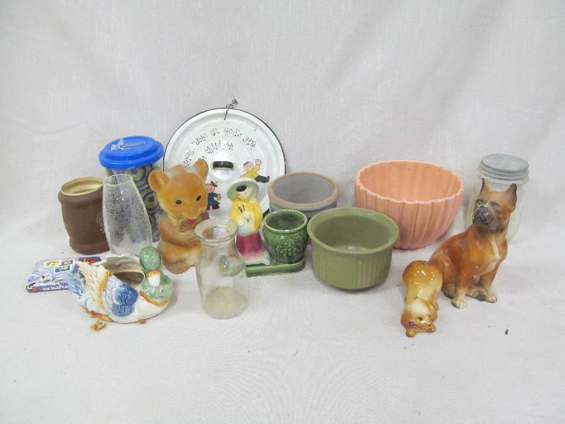 lot 138 image: vintage dcor