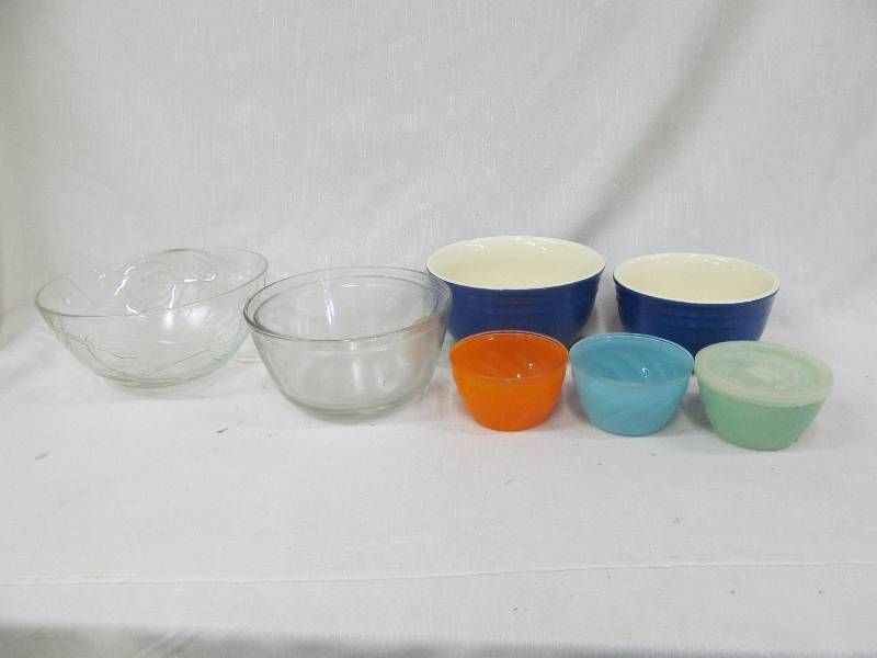 lot 144 image: stoneware bowls