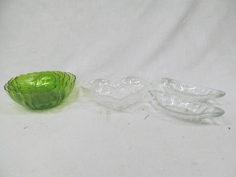 lot 148 image: relish dishes