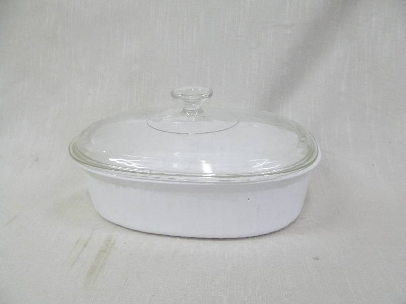 lot 153 image: corning ware baking dish