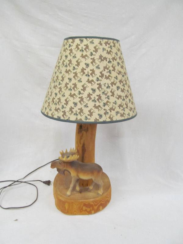 lot 155 image: lamp