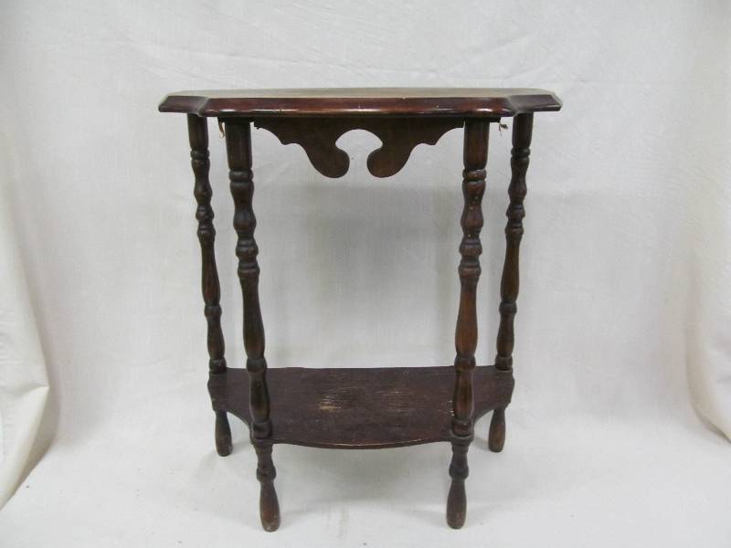 lot 157 image: vintage hall table