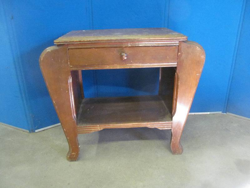 lot 161 image: vintage magazine rack