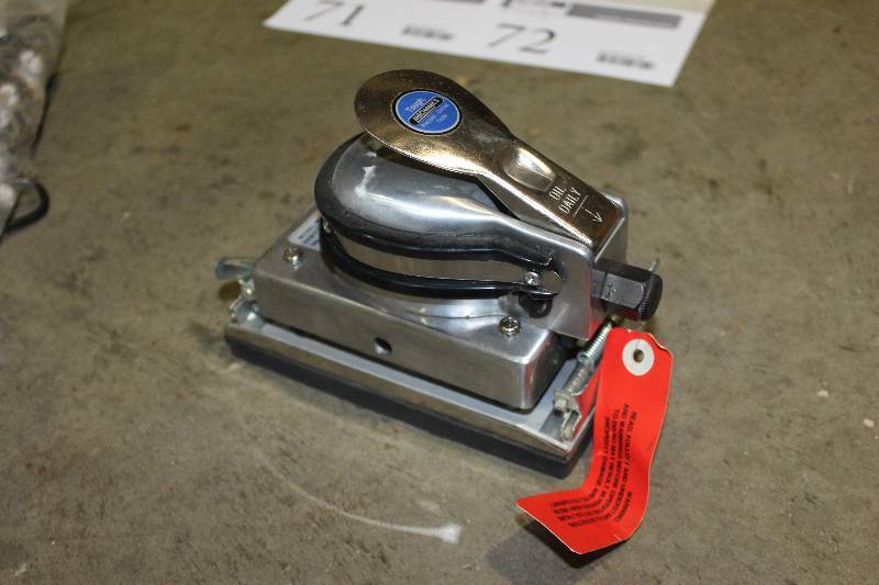 lot 82 image: Tough Mechanics Precision Crafted Tools Orbital Sander