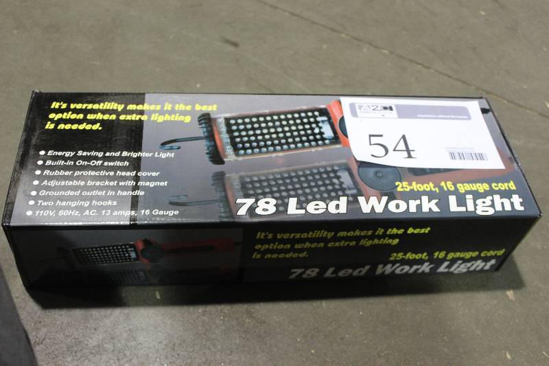 lot 54 image: 78-LED Work Light