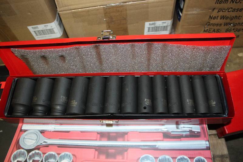 lot 106 image: 12in. Drive 13-Piece Deep Drive Impact Socket Set