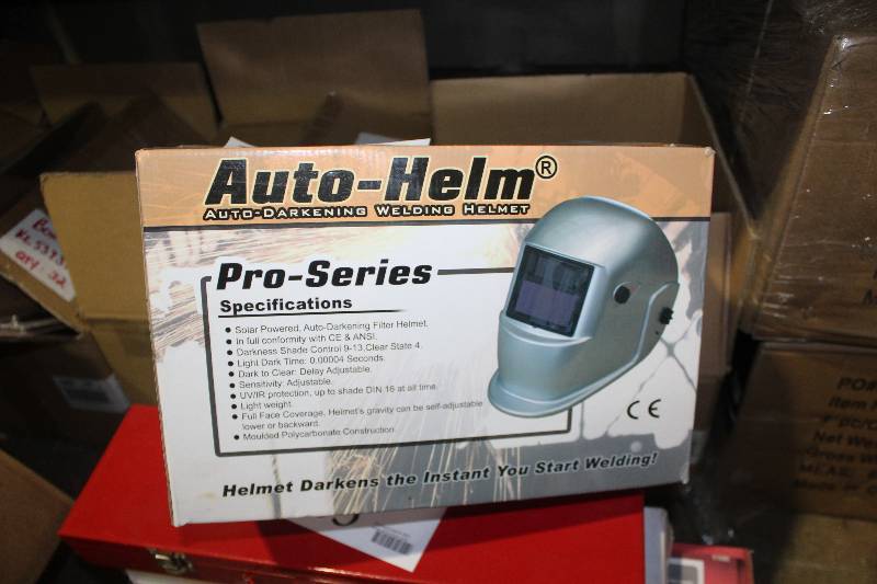lot 111 image: Auto-Helm Pro-Series Auto-Darkening Welding Helmet