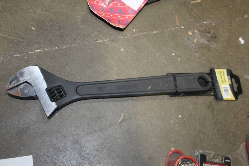 lot 143 image: Stark 15in. Chrome Vanadium Adjustable Crescent Wrench