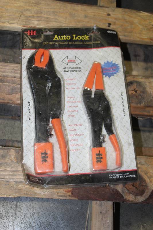 lot 161 image: IIT Auto-Lock 2-Piece Locking Pliers