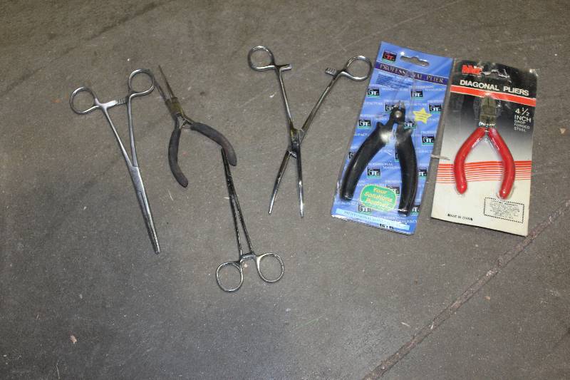 lot 175 image: Lot of (6) Wire Cutters, Scissor Clamps, Diagonal Pliers