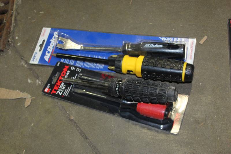 lot 211 image: Lot of (4) Hand Tools Includes Tekton 2-Piece Screwdriver Set, AC Delco Upholstery Removal Tool, Performance Tool Multi-Screwdriver