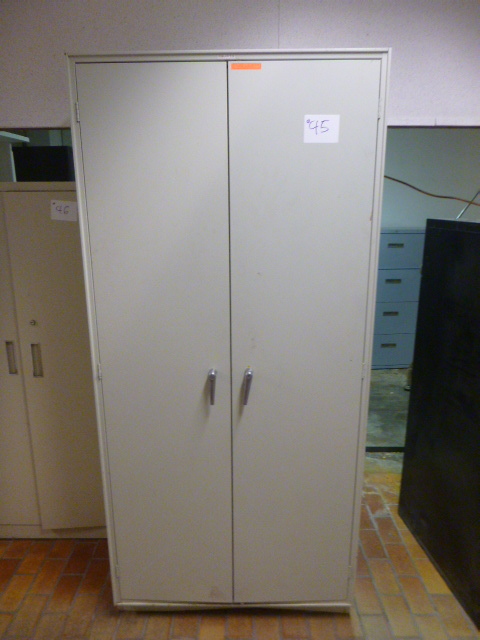 lot 45 image: Metal Supply Cabinet