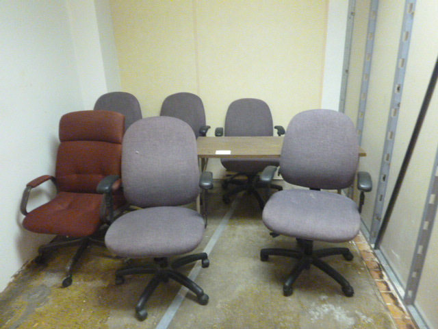 lot 52 image: Table with 6 Chairs