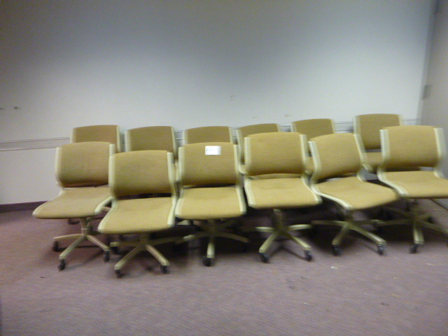 lot 94 image: 12 Office Chairs