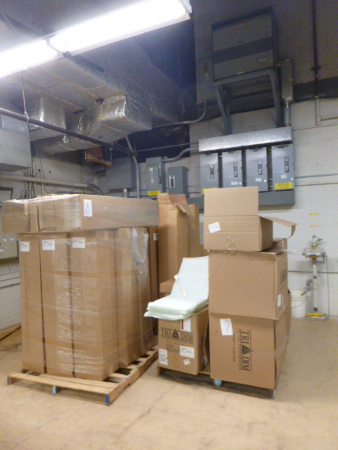 lot 123 image: 3 Pallets of Miscellaneous Items