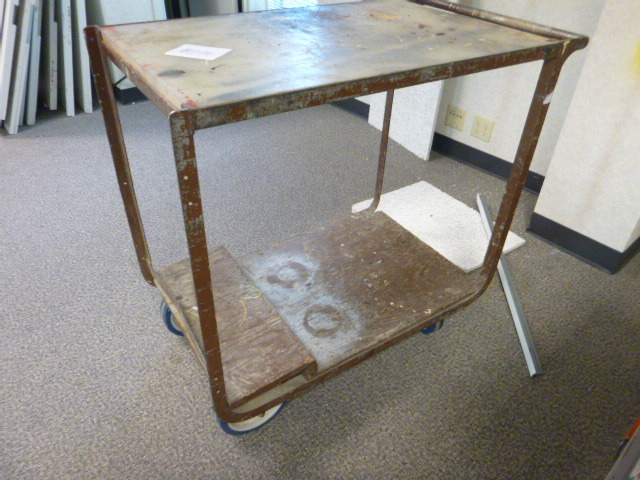 lot 170 image: Rolling Metal Cart