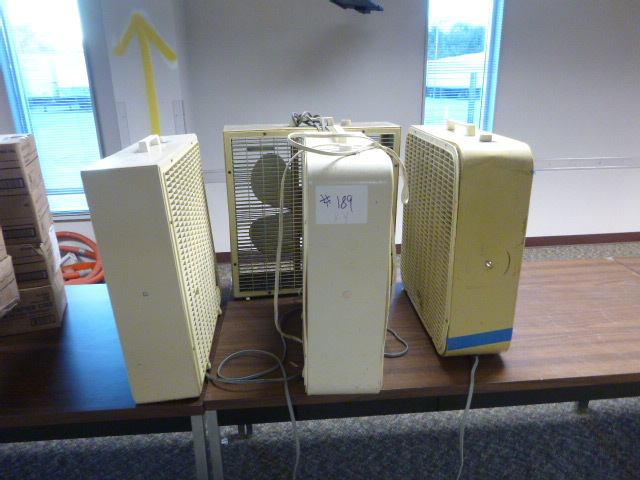 lot 189 image: 4 Box Fans