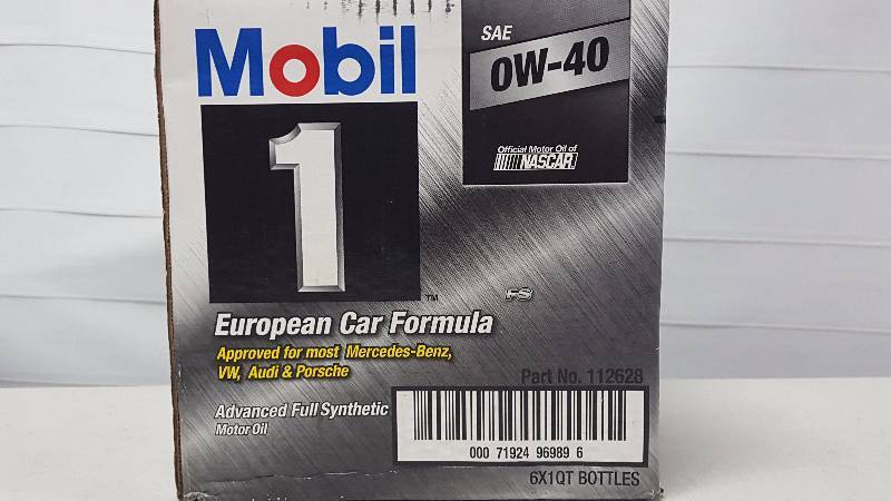 lot 50 image: Mobil 1 - 0W-40 Full Synthetic