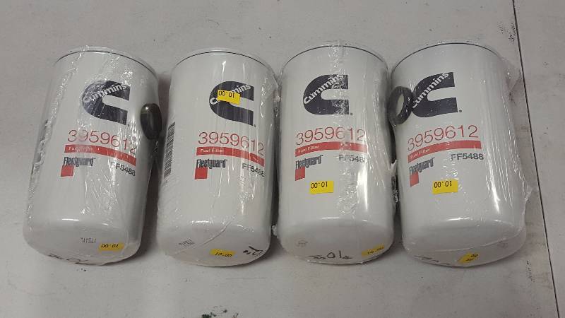lot 113 image: Cummings Fuel Filters