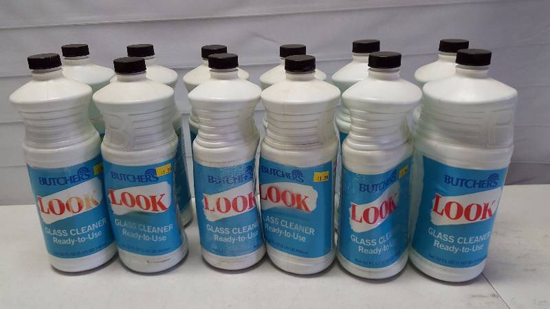 lot 210 image: Look Glass Cleaner