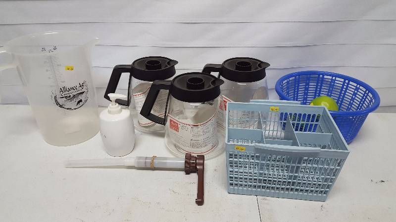 lot 285 image: Coffee Pots