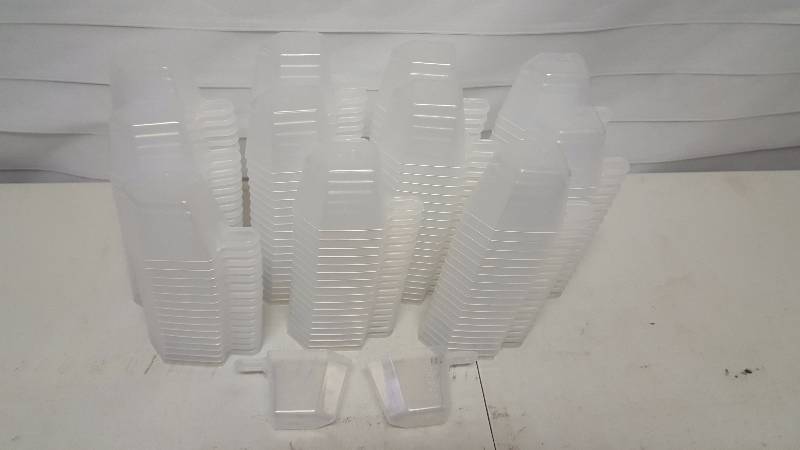 lot 286 image: 12 Cup Measuring Cups