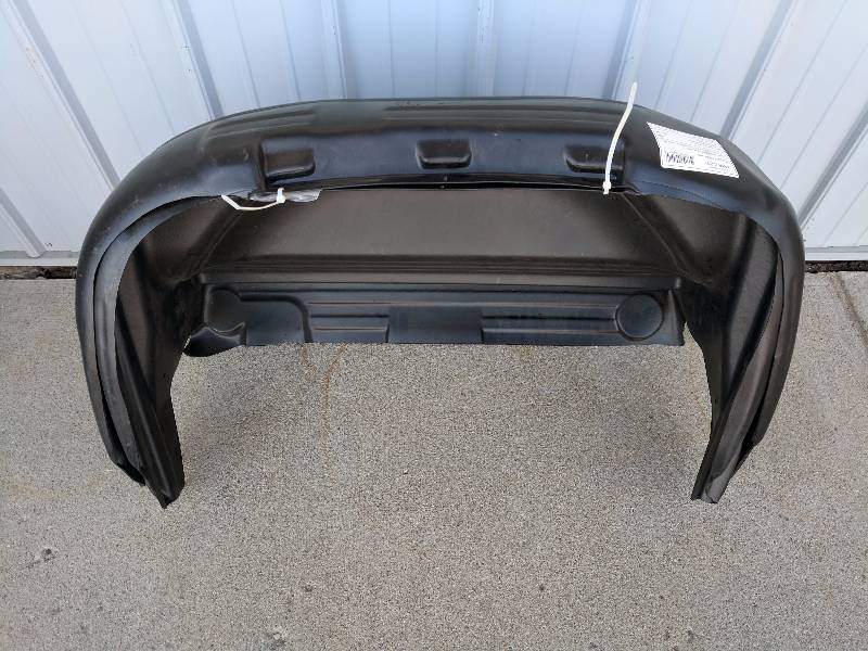 lot 2 image: Rugged Liner