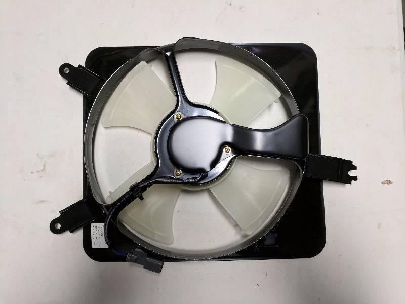 lot 78 image: TYC 610050 HondaAcura Replacement Condenser Cooling Fan Assembly