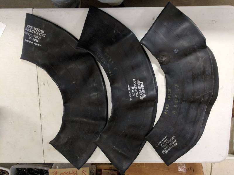 lot 138 image: (3) Premium Service 800875 75 R 16.5 Innertubes