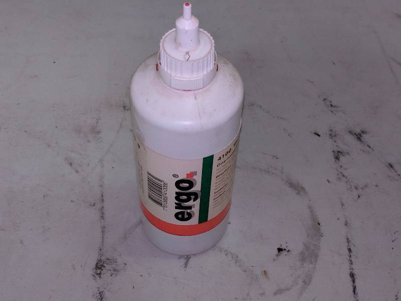 lot 142 image: Ergo Adhesives 4100 Threadlock