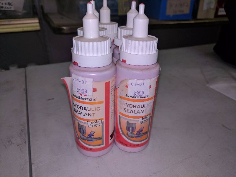 lot 178 image: (5) Wurth Hydralic Sealant 50g Bottles