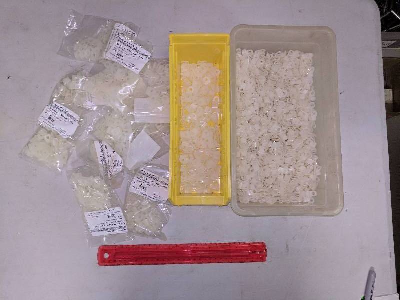 lot 250 image: 18 and 316 Nylon Clamps